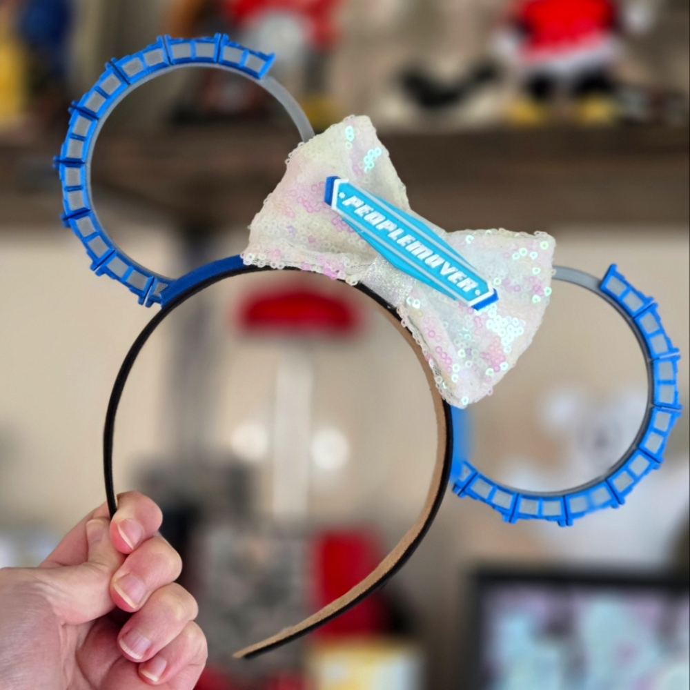Peoplemover Disney Mickey ears.